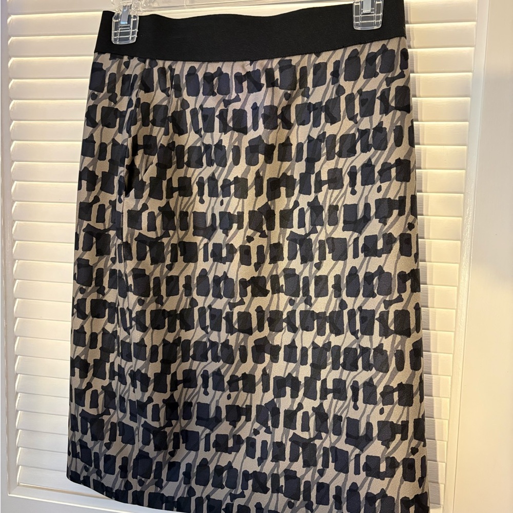 Classiques Entier Black and Gray Geometric Pencil Skirt